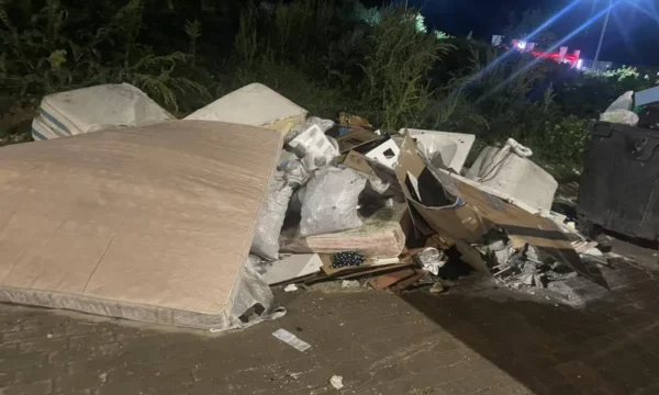 “Pastrimi” në aksion të natës për grumbullimin e bërllokut, bën paralajmërim të fortë për gjobat