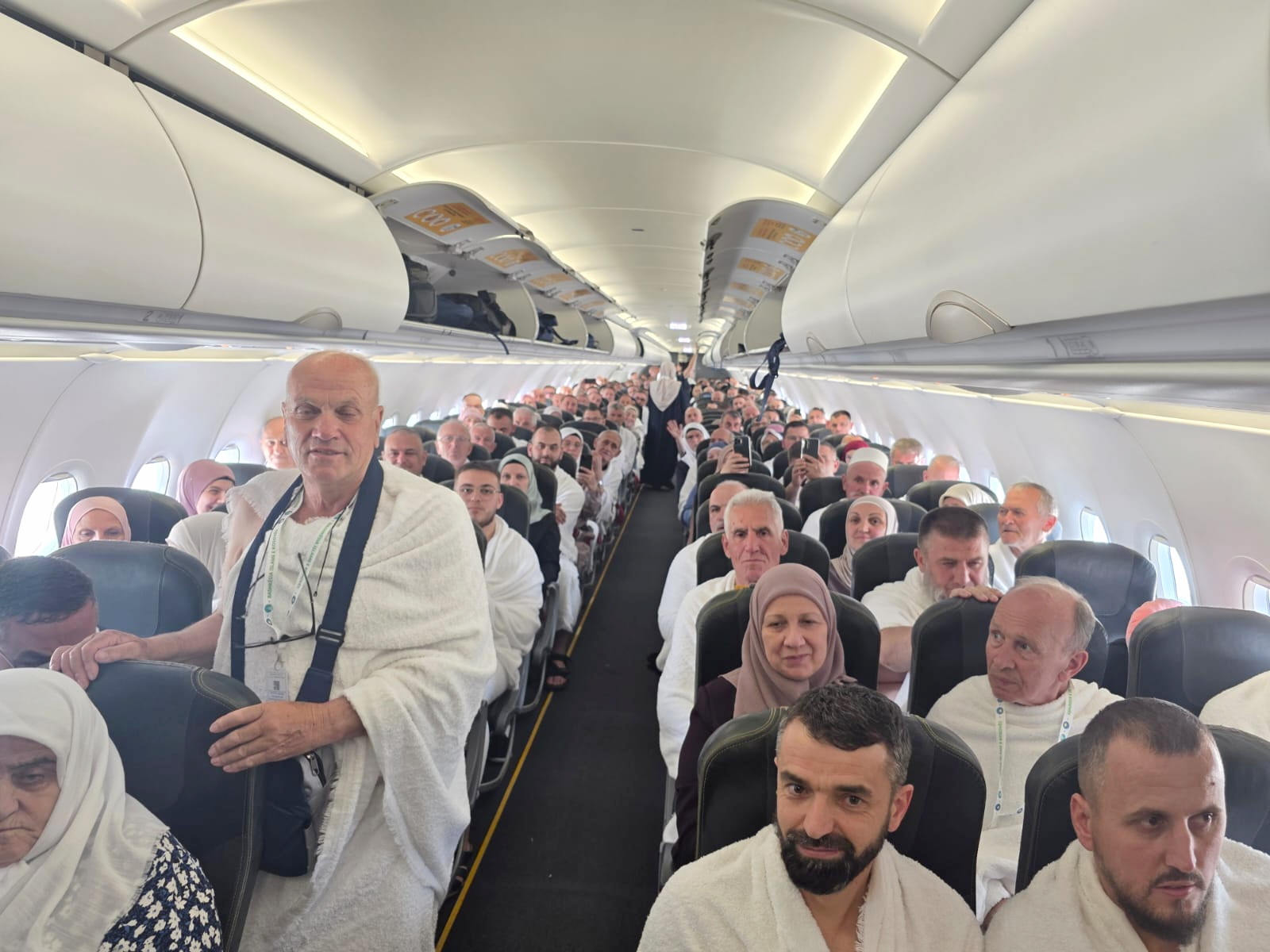Niset grupi i parë i besimtarëve nga Kosova për të kryer ritualin e Haxhit