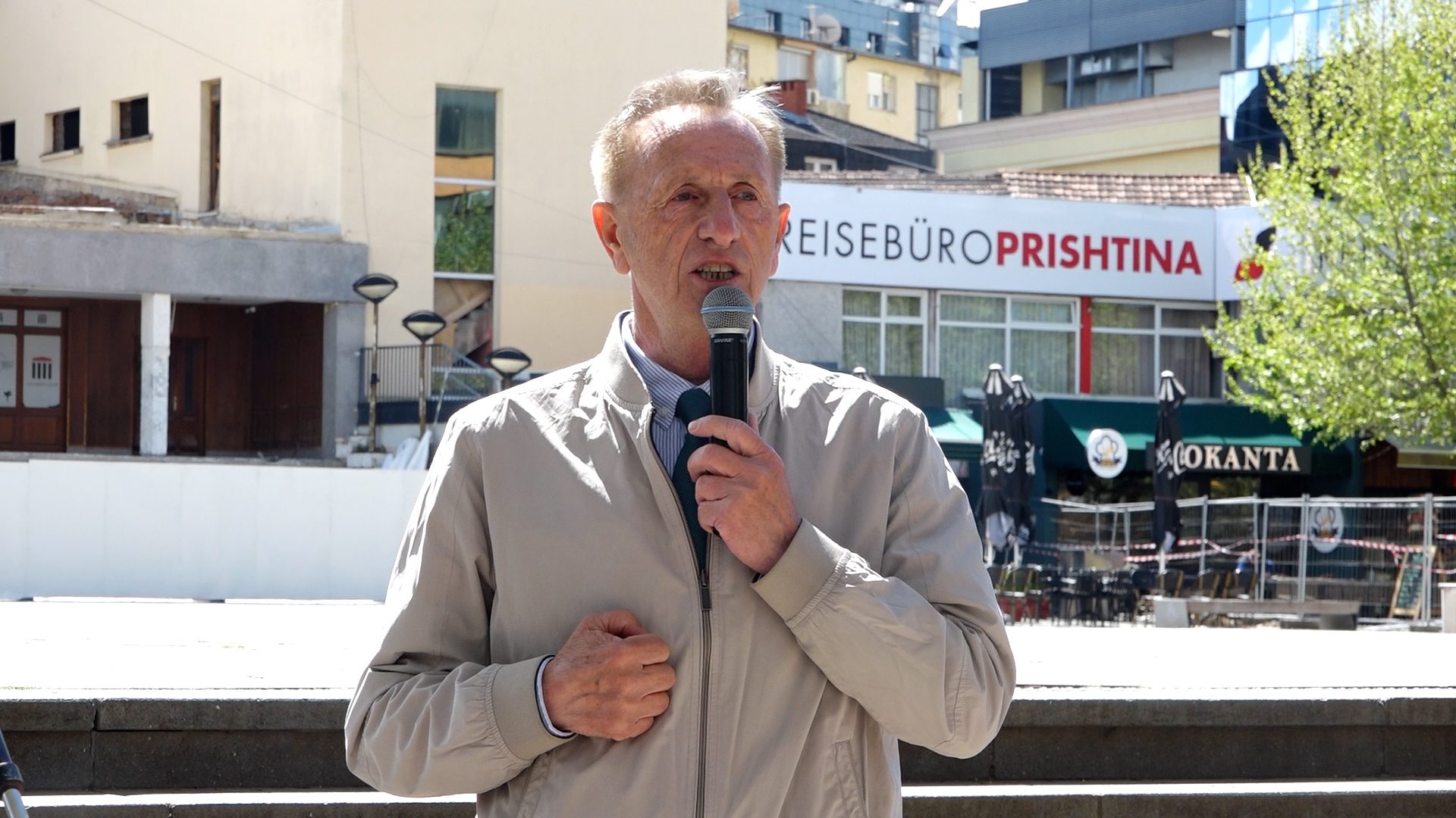 “O drejtësi o s’ka qetësi”, punëtorët e sektorit privat protestojnë në Ditën e Punëtorëve