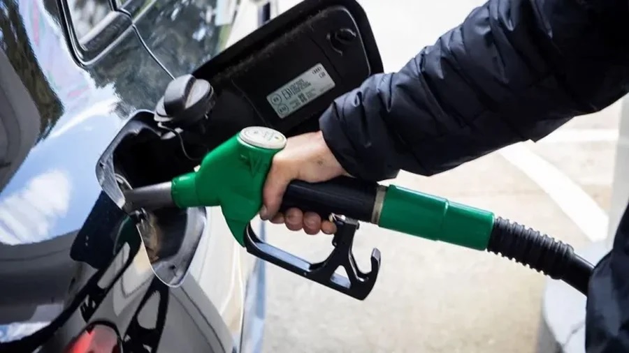 Shtrenjtohet sërish nafta në Kosovë, çmimi arrin në 1.80 euro për litër