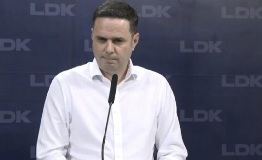 Abdixhiku sulmon disa deputetë të vet: Janë kundër emrit për president