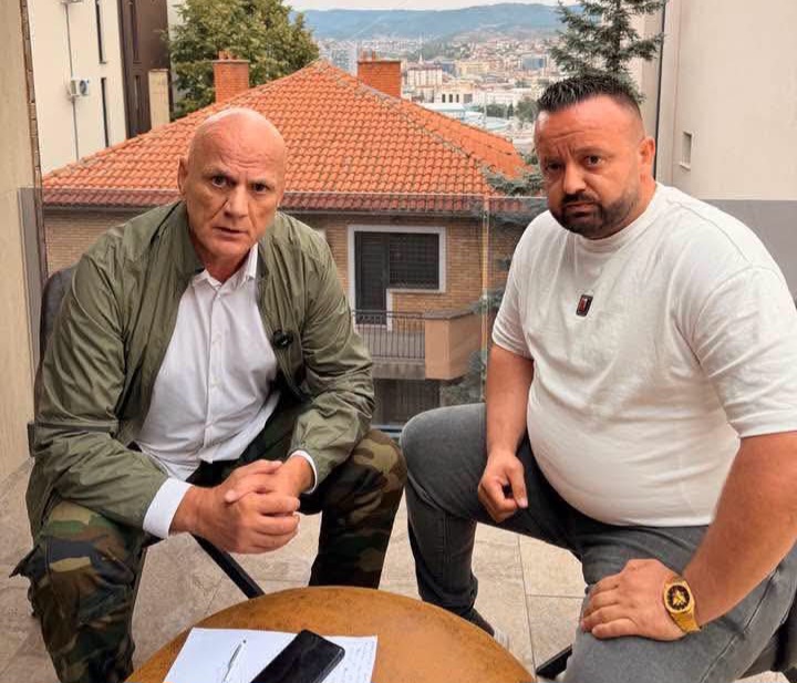 Vazhdojnë kërkim-faljet: Qëndrim Kryeziu kërkon falje ndaj Gani Gecit: “