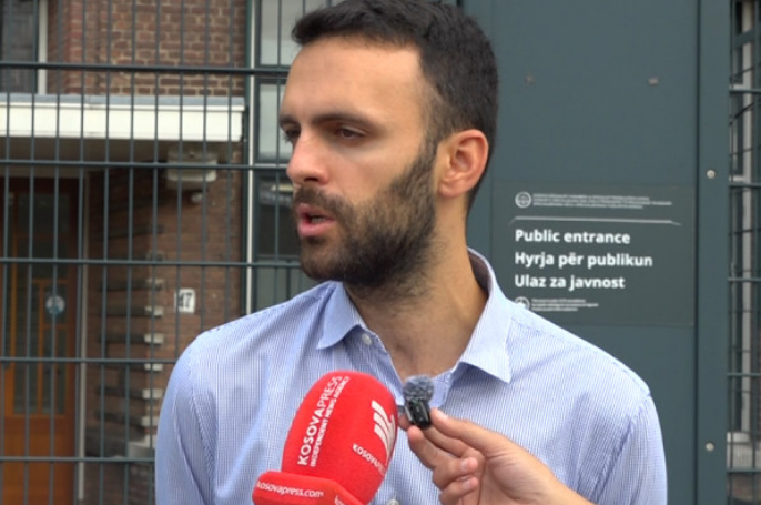 Djali i Jakup Krasniqit zbulon çfarë i thoshte babai gjatë takimeve në Hagë